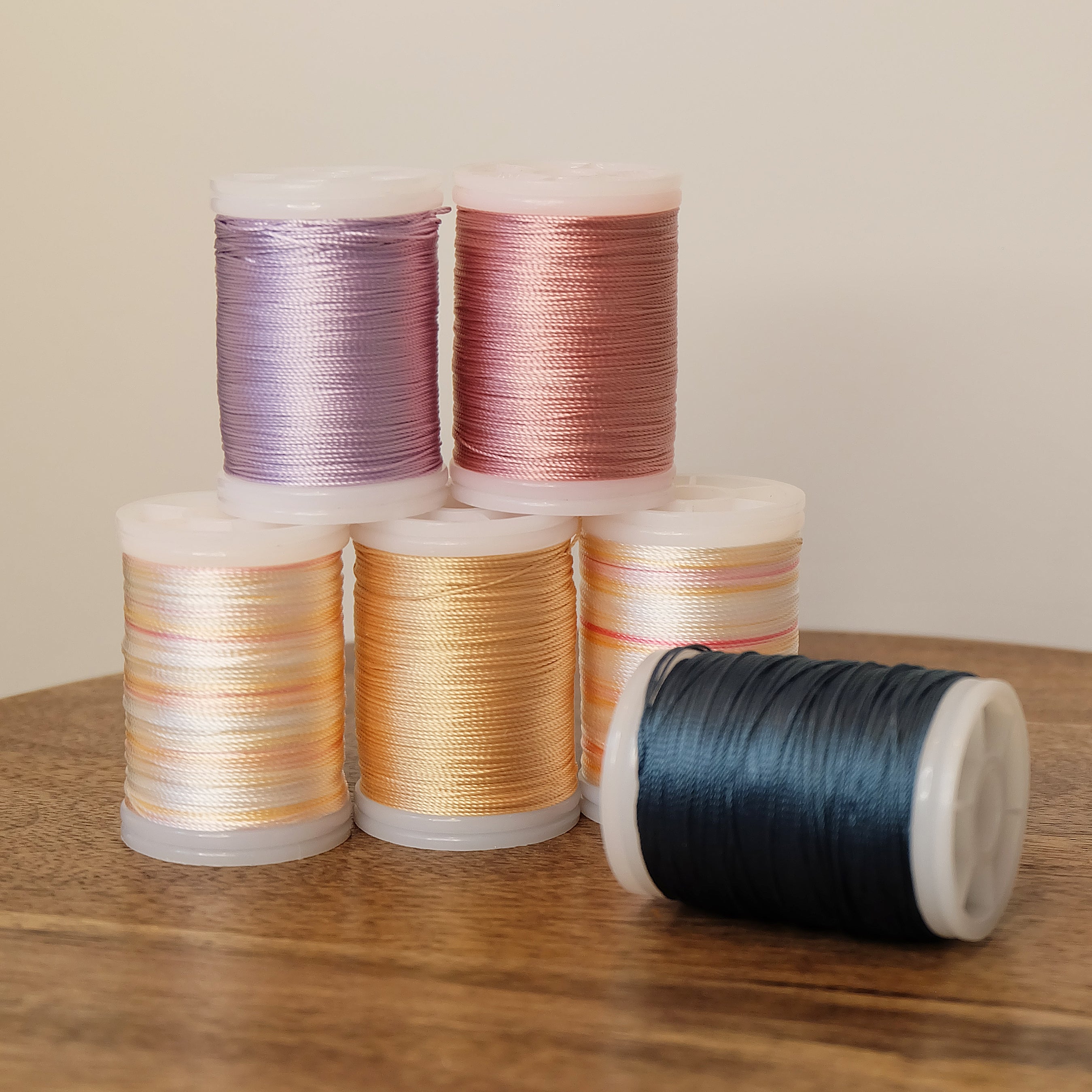FF Thread (Variegated) – Manhattan Reeds